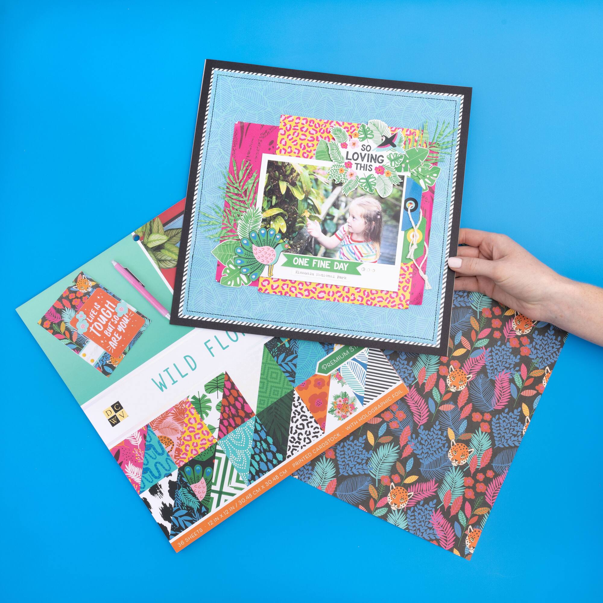 DCWV® 12" x 12" Premium Paper Wild Floral, 36 Sheets